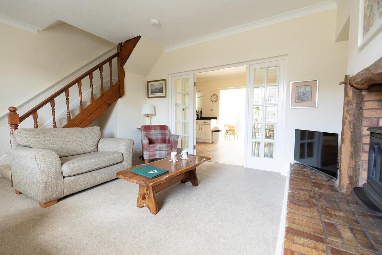 Fir Tree Cottage - Cosy 3 Bed Cottage In Penrhyn Bay With Beautiful Sea Views And Access To Snowdonia Rhôs-on-Sea Buitenkant foto